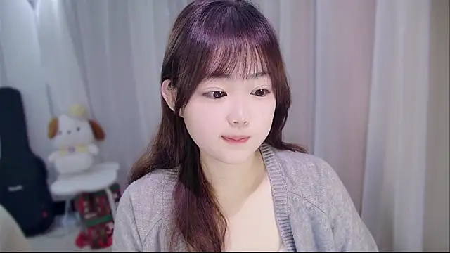 YUANYUAN-A online show from February 10, 2026, 12:09 pm