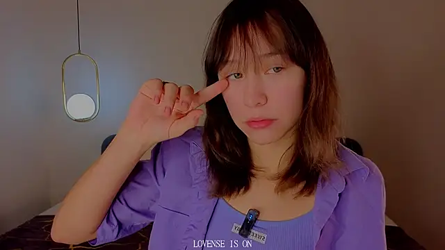 BritniBers online show from December 4, 2025, 1:15 am