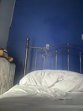 stevo170t online show from April 28, 2026, 10:48 pm