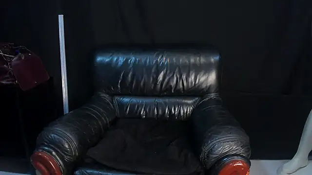 Scarlett 14  online show from March 27, 2026, 2:50 am