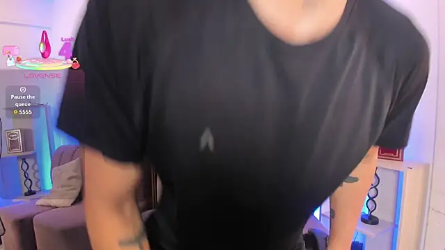 LiamDeep online show from March 3, 2026, 8:26 pm