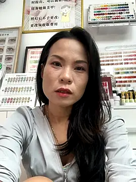 Baby-mmm online show from September 9, 2025, 7:41 am