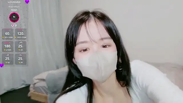 Snapshot of Anne_Anne_chan chatting on October 11, 2025, 11:31 am Anne Anne chan online show from October 11, 2025, 11:31 am