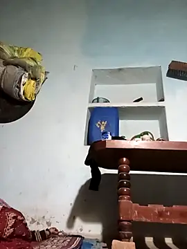 Sheema tyagi online show from November 17, 2025, 8:47 pm