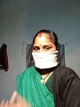 Sheema tyagi online show from November 29, 2025, 2:42 pm