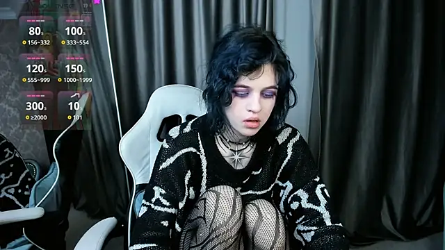 Snapshot of NoelleGothicShadow chatting on April 30, 2026, 10:47 pm NoelleGothicShadow online show from April 30, 2026, 10:47 pm