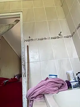 Snapshot of 031bubbles chatting on February 22, 2026, 11:09 am 031bubbles online show from February 22, 2026, 11:09 am