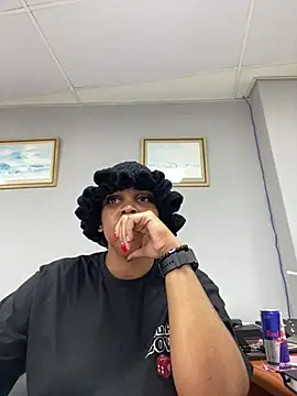 Snapshot of 031bubbles chatting on February 27, 2026, 6:35 am 031bubbles online show from February 27, 2026, 6:35 am