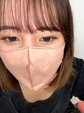 CocoaMilk18 online show from September 12, 2025, 2:39 pm