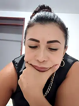 Snapshot of mia_mancinii chatting on July 18, 2026, 3:33 am mia mancinii online show from July 18, 2026, 3:33 am