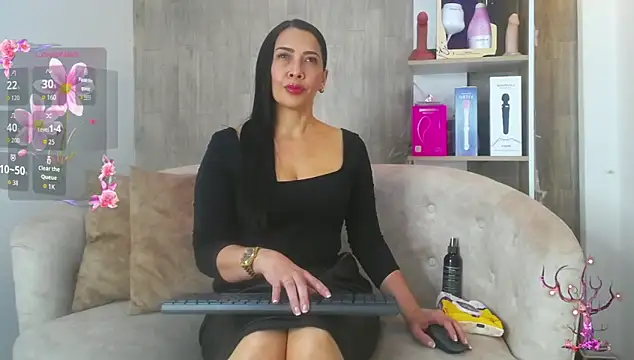 cortney tayler online show from November 20, 2025, 7:35 pm