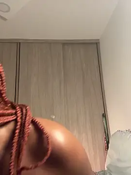 Snapshot of Sweet-Jade chatting on September 15, 2025, 9:31 am Sweet-Jade online show from September 15, 2025, 9:31 am