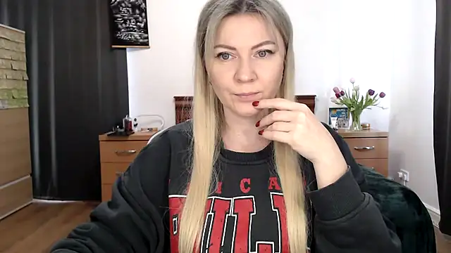 ParadiseAlina online show from January 14, 2026, 2:33 pm