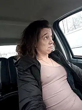 Snapshot of JezebelDutch chatting on November 30, 2025, 2:43 pm JezebelDutch online show from November 30, 2025, 2:43 pm