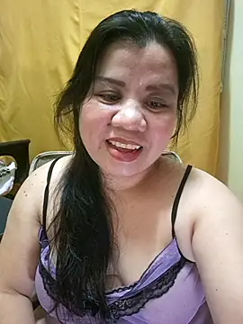 hotlyn45 online show from October 21, 2025, 12:17 pm