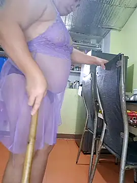 Snapshot of hotlyn45 chatting on January 7, 2026, 3:53 am hotlyn45 online show from January 7, 2026, 3:53 am