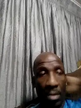 Snapshot of longdickson12345 chatting on October 8, 2025, 6:05 pm longdickson12345 online show from October 8, 2025, 6:05 pm