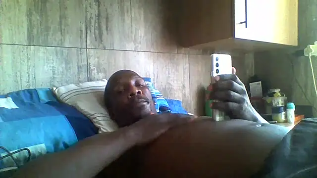 Snapshot of longdickson12345 chatting on October 16, 2025, 10:16 am longdickson12345 online show from October 16, 2025, 10:16 am