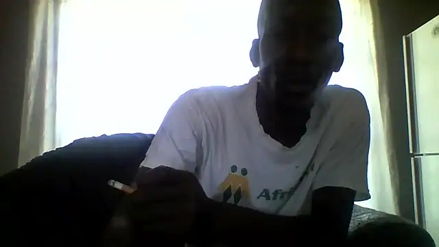 Snapshot of longdickson12345 chatting on May 16, 2026, 6:43 am longdickson12345 online show from May 16, 2026, 6:43 am