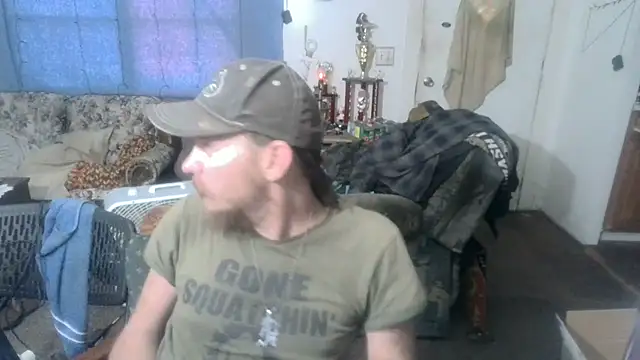 Poundtown1226 online show from September 21, 2025, 11:17 pm