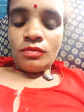 Hotwera online show from September 18, 2025, 10:12 pm