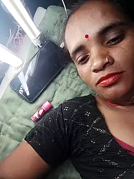 Hotwera online show from September 23, 2025, 10:02 pm