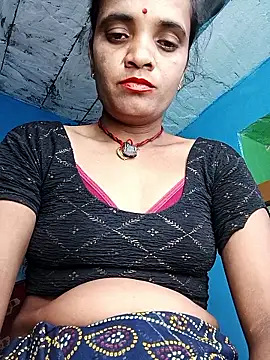 Hotwera online show from September 27, 2025, 8:03 pm