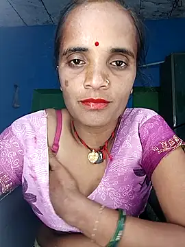 Hotwera online show from October 3, 2025, 2:14 pm