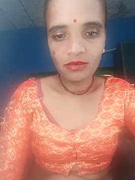 Hotwera online show from October 5, 2025, 6:50 pm