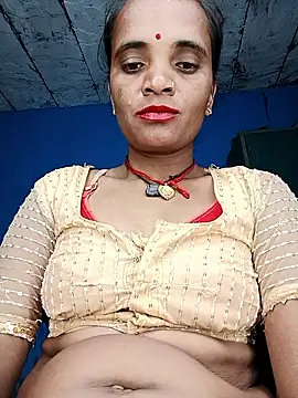 Hotwera online show from October 12, 2025, 9:03 pm