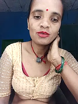 Hotwera online show from October 13, 2025, 9:48 pm