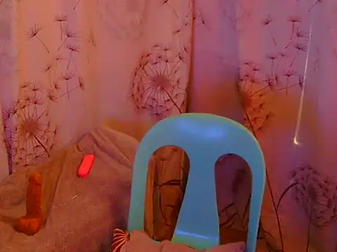 Snapshot of ursexy_prettytrans chatting on September 14, 2025, 4:55 am ursexy prettytrans online show from September 14, 2025, 4:55 am