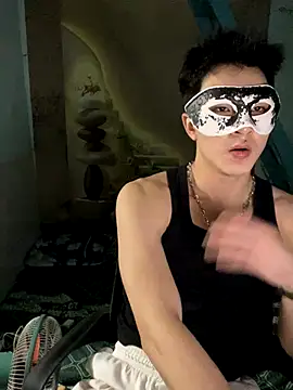 anhkiet huang online show from October 26, 2025, 3:51 pm