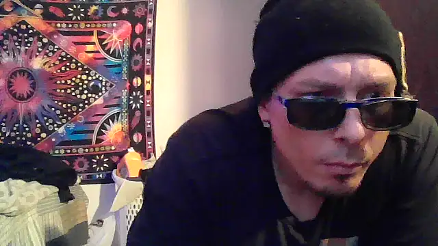 Snapshot of Eyelisss chatting on November 30, 2025, 9:02 am Eyelisss online show from November 30, 2025, 9:02 am