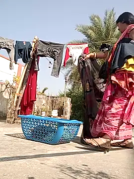 monu bhabi online show from February 9, 2026, 5:00 am