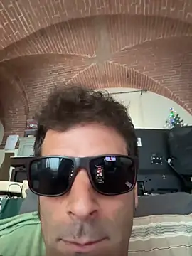 Snapshot of marconeilbiacco99 chatting on September 30, 2025, 11:48 am marconeilbiacco99 online show from September 30, 2025, 11:48 am