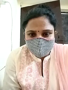 Shikha-mehra7 online show from September 27, 2025, 2:49 am