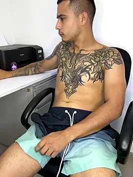 AndrewGmz online show from November 16, 2025, 2:17 am