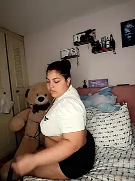 kendra lil evill online show from October 10, 2025, 10:36 am