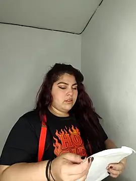 kendra lil evill online show from October 25, 2025, 10:34 am