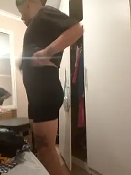 macmaddy8989 online show from February 14, 2026, 8:16 pm