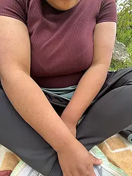 Luci Sweet22 online show from April 3, 2026, 6:39 pm