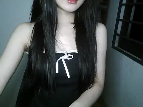 Snapshot of Annabelle-e chatting on September 11, 2025, 7:25 pm Annabelle-e online show from September 11, 2025, 7:25 pm