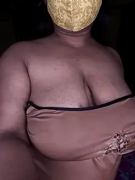 Smile-quien online show from March 14, 2026, 3:28 pm