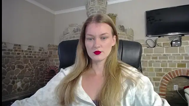 MysticVenus  online show from September 28, 2025, 1:05 pm