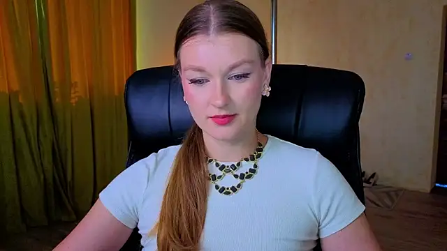 MysticVenus  online show from March 4, 2026, 3:07 pm