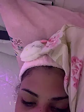 luluzinhax online show from January 17, 2026, 2:49 am