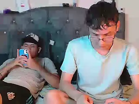 Snapshot of logan_willyams_ chatting on September 9, 2025, 9:25 pm logan willyams online show from September 9, 2025, 9:25 pm