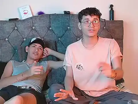 Snapshot of logan_willyams_ chatting on September 13, 2025, 9:14 pm logan willyams online show from September 13, 2025, 9:14 pm