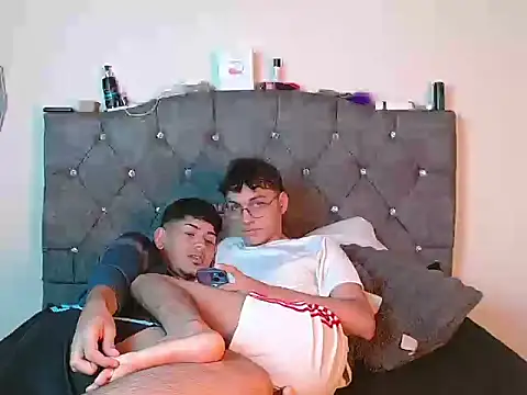 Snapshot of logan_willyams_ chatting on September 29, 2025, 9:19 pm logan willyams online show from September 29, 2025, 9:19 pm